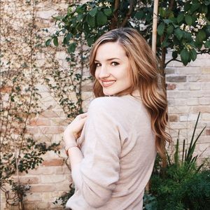 Meet your Posher, Veronica